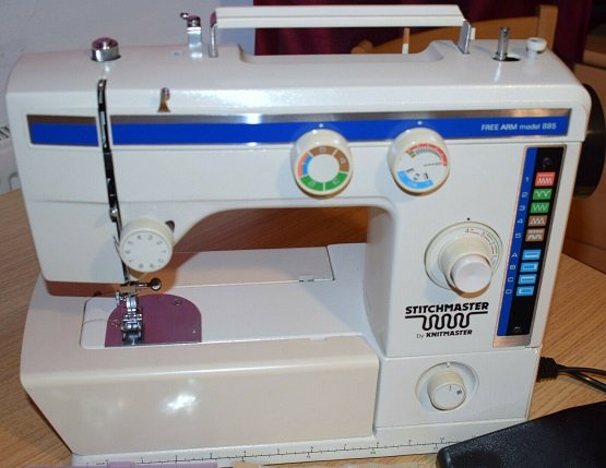 Stitchmaster 885 Sewing Machine