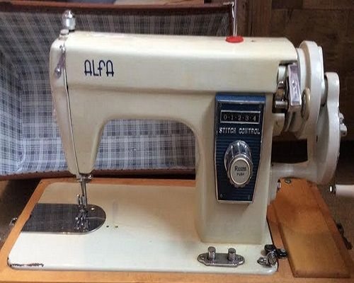 Alfa Straight Stitch