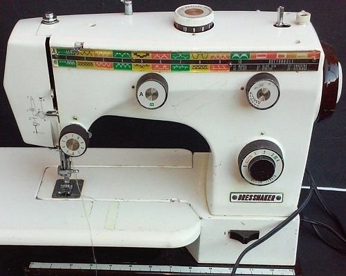 Dressmaker 870