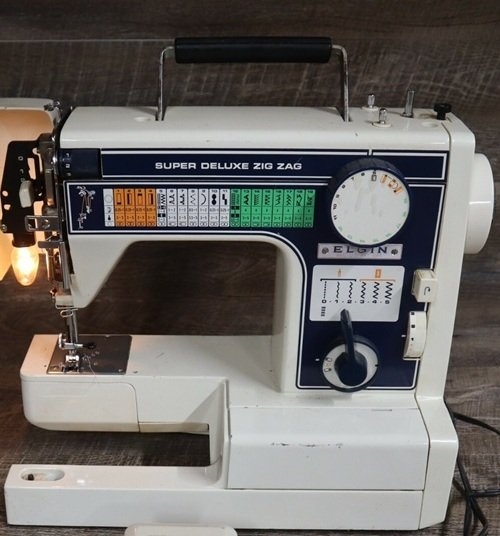 Elgin Super Deluxe Zig Zag 1015