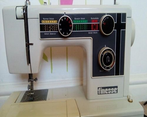 Finesse 830 Sewing Machine