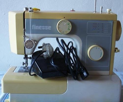 Finesse 356 Sewing Machine