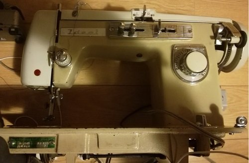 Ideal Zig Zag Sewing Machine