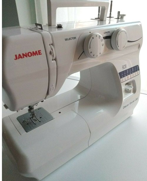 Janome Decor Excel 20