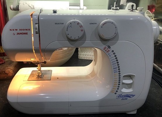 Janome Harmony 2039