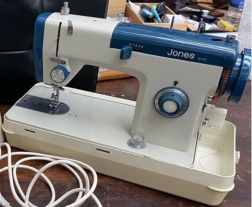 Jones 942 Sewing Machine