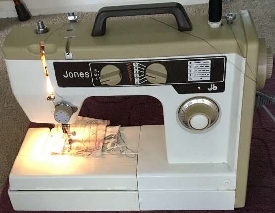 Jones VX 707 Sewing Machine