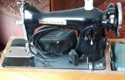 Meteor Sewing Machine