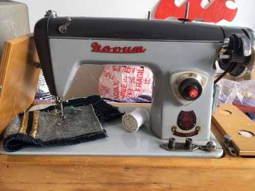 Novum Mark 4 Sewing Machine