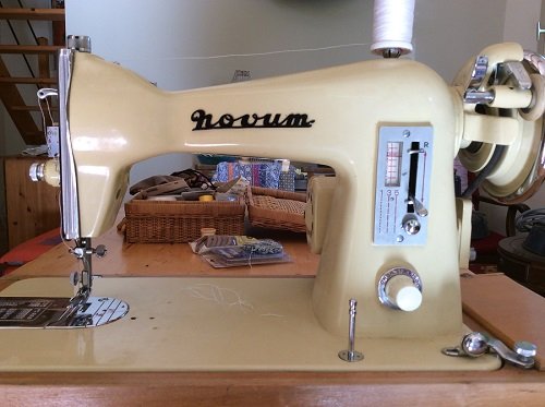 Novum Precision Sewing Machine