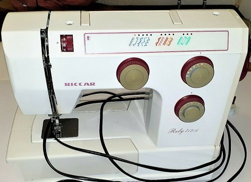 Riccar Ruby 712