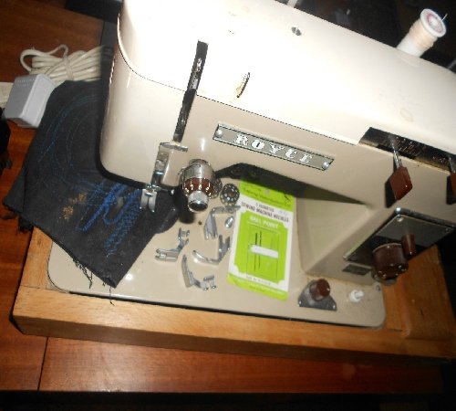 Royce Zig Zag Sewing Machine
