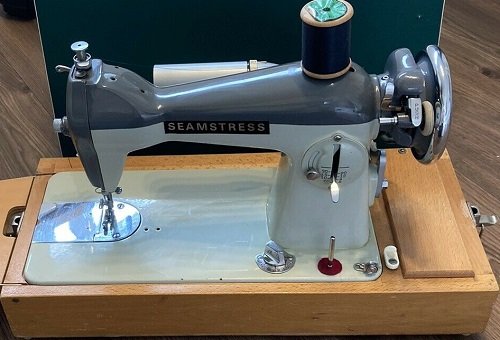 Seamstress Sewing Machine