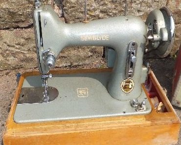 Sewglyde Sewing Machine