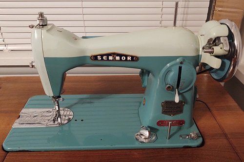Sewmor 250 Sewing Machine