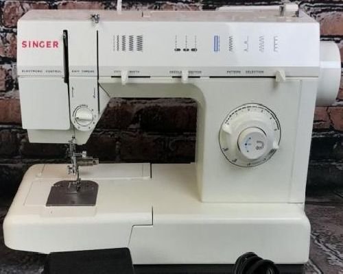 Singer 5825