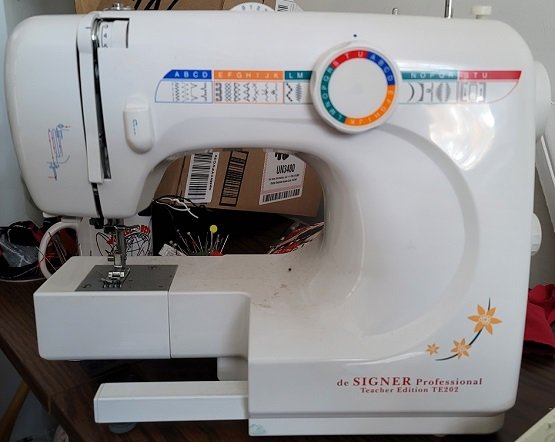 Singer Professional Teacher Edition TE202