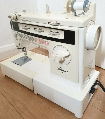 Viscount 834 Sewing Machine